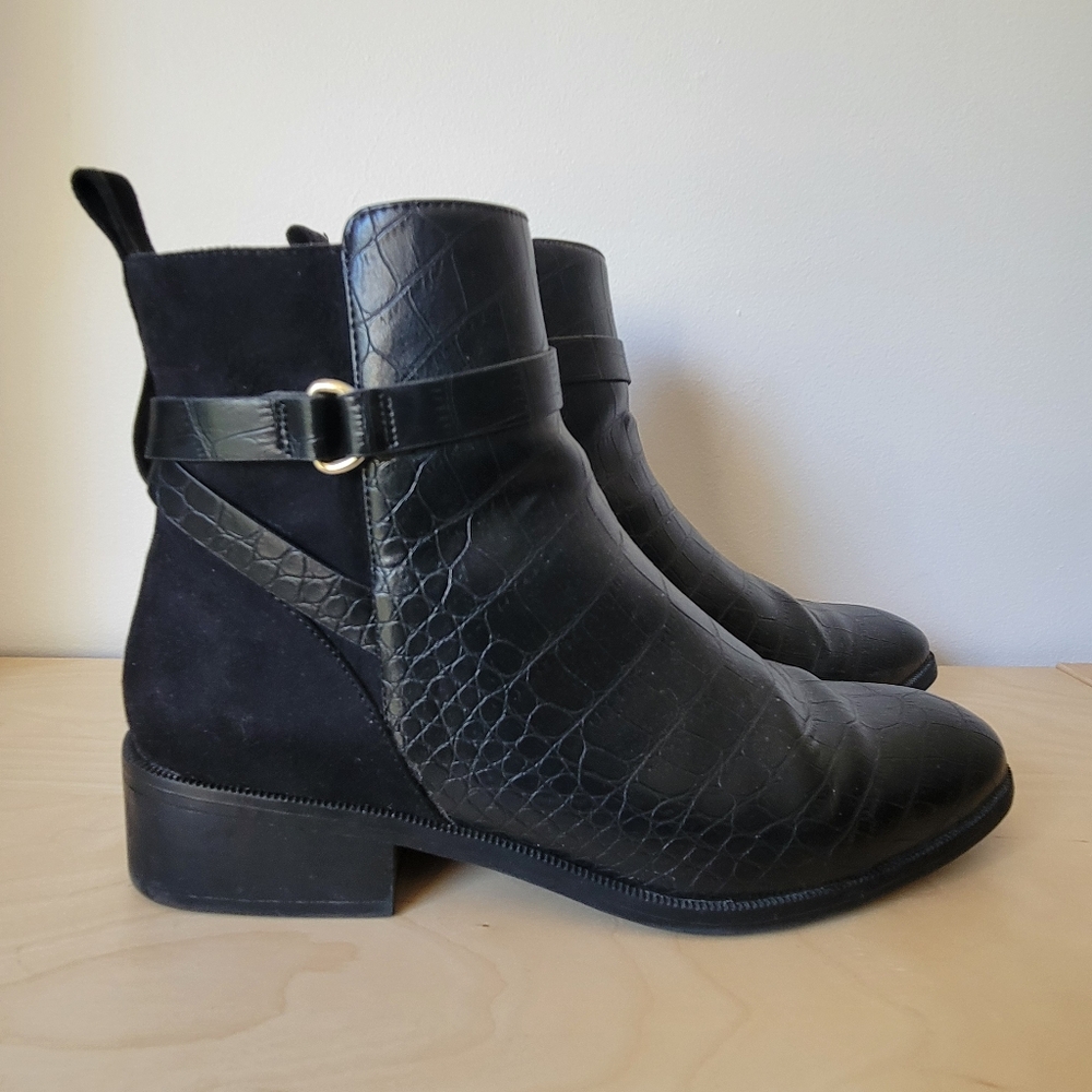 H&M Black Textured Ankle Boots